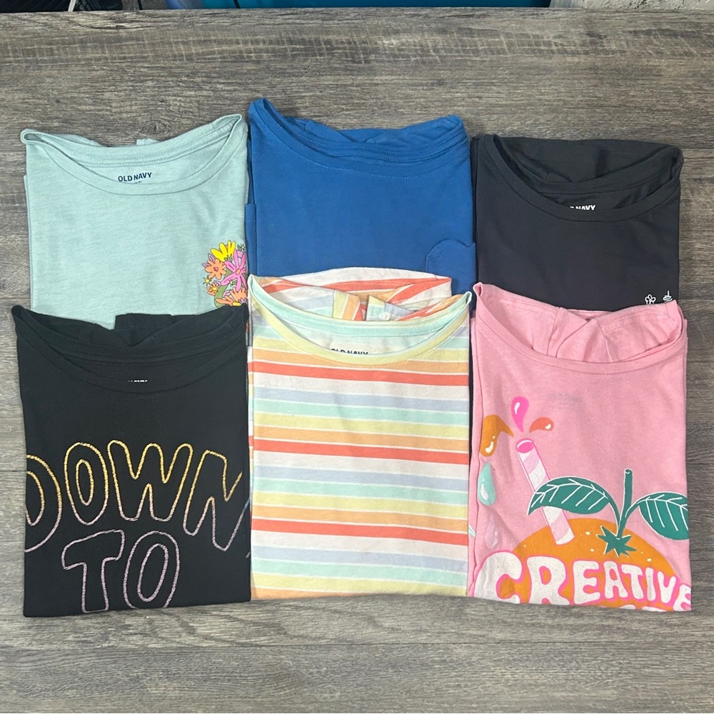(0060) Girls: 14/16 Old Navy Short Sleeved Shirts Bundle- X5